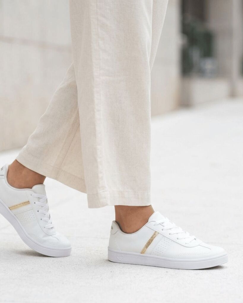 Tênis Mississipi MB151 Branco Casual Cadarço Detalhe Dourado